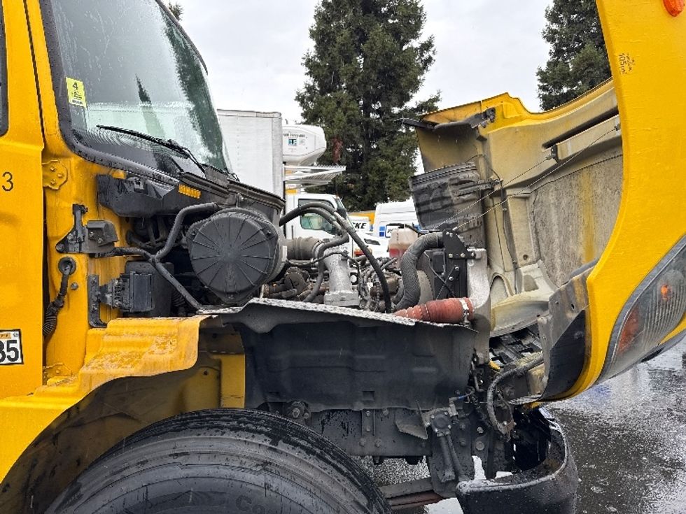 Medium Duty Box Truck-Light and Medium Duty Trucks-Hino-2020-338-West Sacramento-CA-156,569\n\t\tmiles-$ 47,500 - Image 23