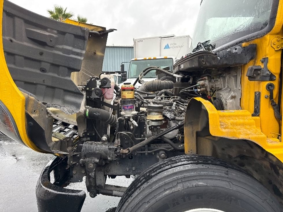 Medium Duty Box Truck-Light and Medium Duty Trucks-Hino-2020-338-West Sacramento-CA-156,569\n\t\tmiles-$ 47,500 - Image 24