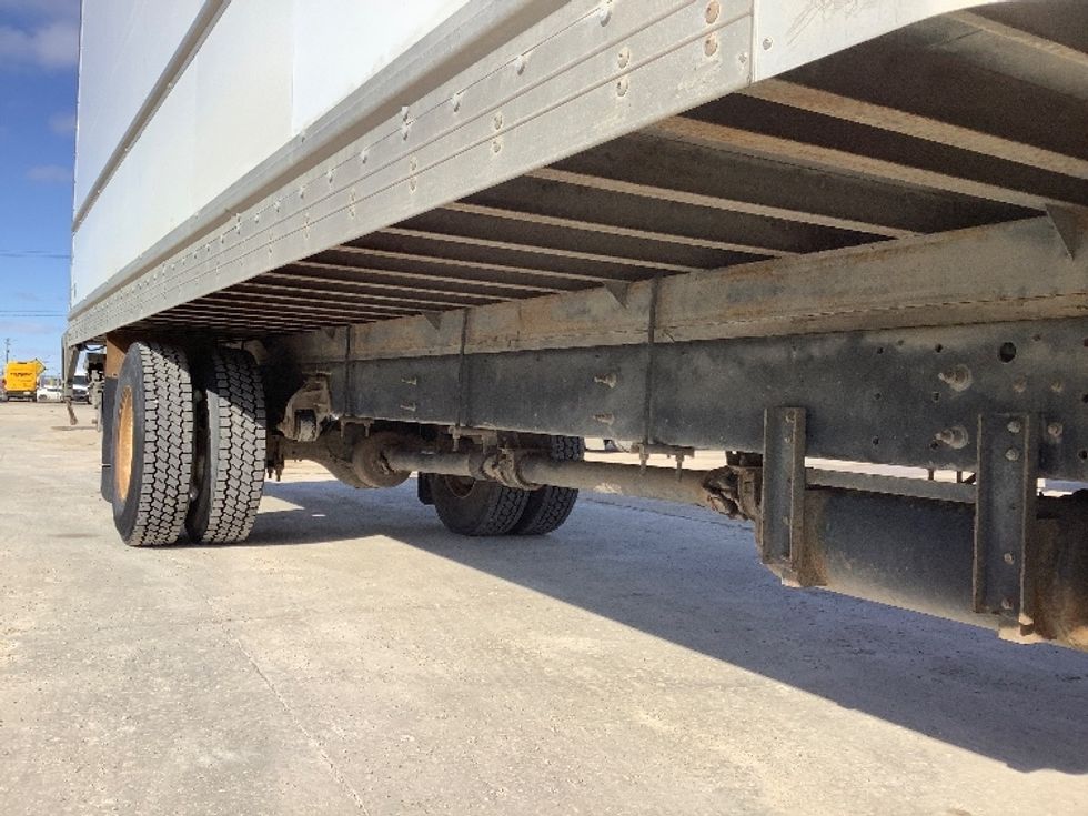 Medium Duty Box Truck-Light and Medium Duty Trucks-Hino-2020-338-Winnipeg-MB-156,786\n\t\tkm-$ 78,500 - Image 14
