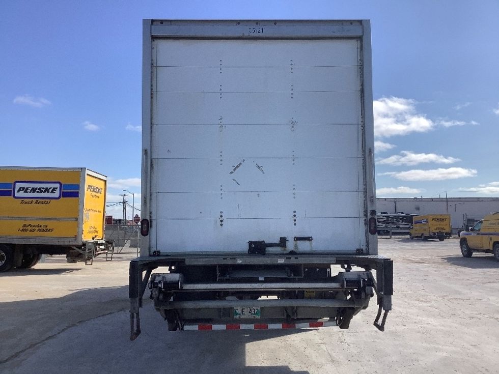 Medium Duty Box Truck-Light and Medium Duty Trucks-Hino-2020-338-Winnipeg-MB-156,786\n\t\tkm-$ 78,500 - Image 7