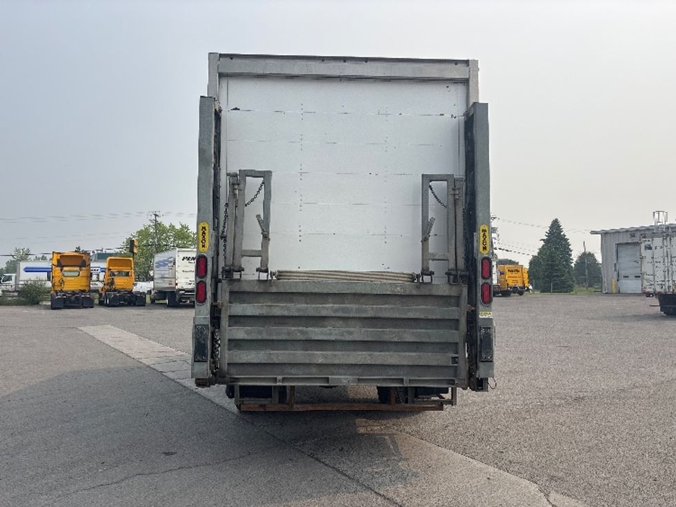 Medium Duty Box Truck-Light and Medium Duty Trucks-Hino-2020-358-Ottawa-ON-129,888\n\t\tkm-$ 73,250 - Image 7