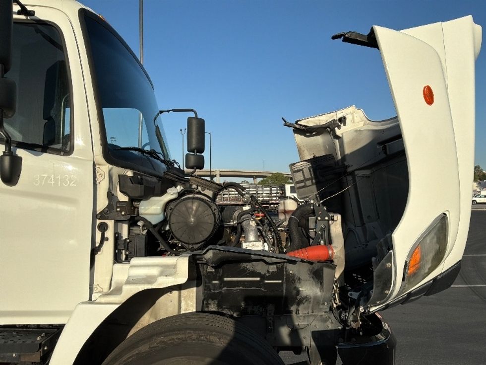 Medium Duty Box Truck-Light and Medium Duty Trucks-Hino-2021-L6-Fontana-CA-233,574\n\t\tmiles-$ 60,750 - Image 23
