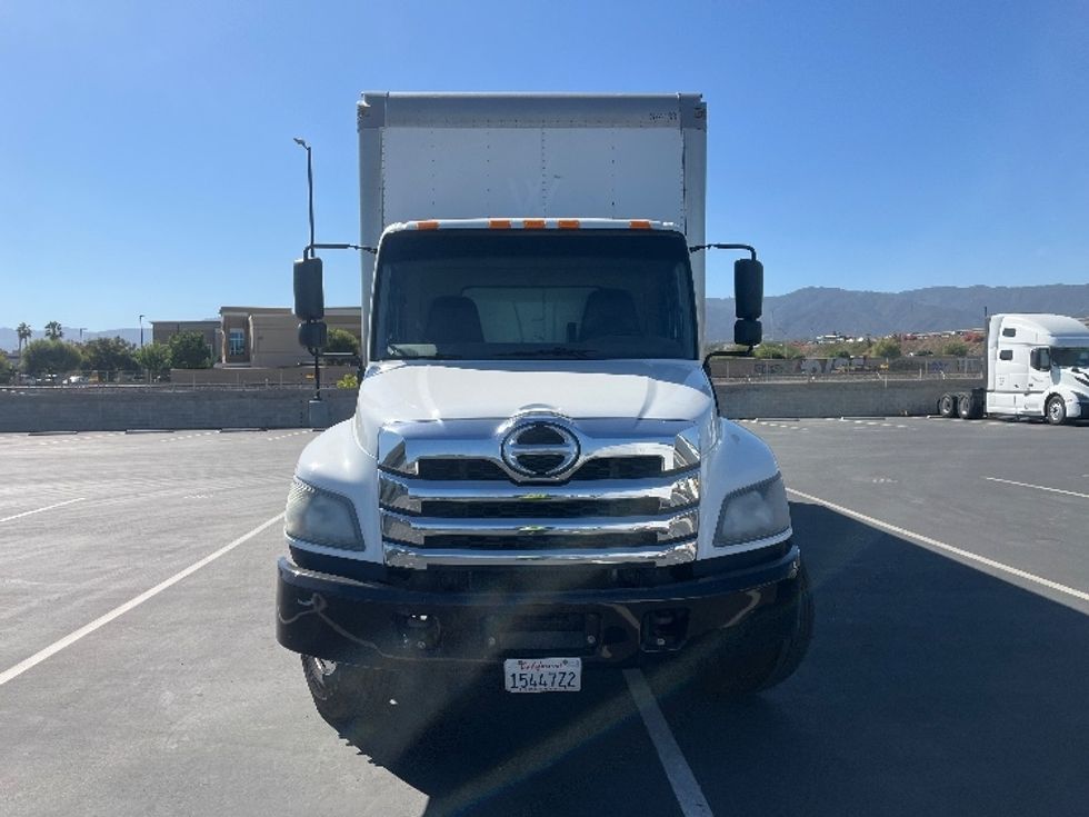 Medium Duty Box Truck-Light and Medium Duty Trucks-Hino-2021-L6-Fontana-CA-258,837\n\t\tmiles-$ 48,250 - Image 2
