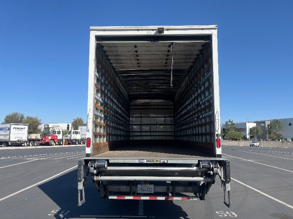 Medium Duty Box Truck-Light and Medium Duty Trucks-Hino-2021-L6-Fontana-CA-258,837\n\t\tmiles-$ 48,250 - Image 8
