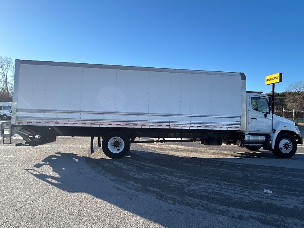 Medium Duty Box Truck-Light and Medium Duty Trucks-Hino-2021-L6-Jackson-TN-102,006\n\t\tmiles-$ 76,500 - Image 15