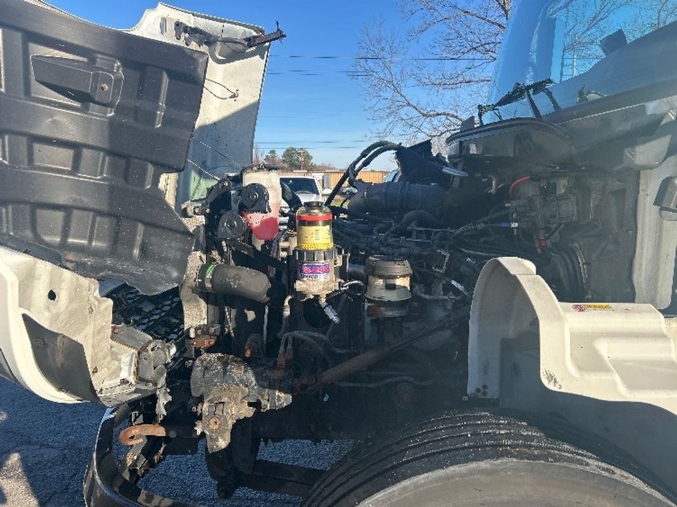 Medium Duty Box Truck-Light and Medium Duty Trucks-Hino-2021-L6-Jackson-TN-102,006\n\t\tmiles-$ 76,500 - Image 24