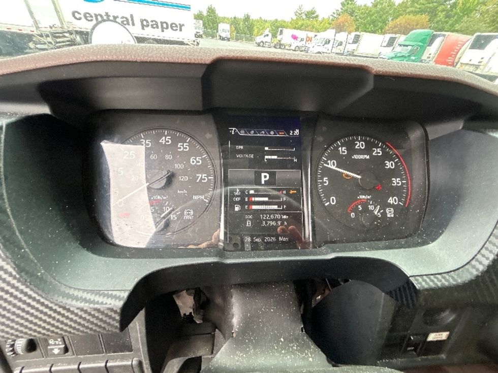 Medium Duty Box Truck-Light and Medium Duty Trucks-Hino-2021-L6-Londonderry-NH-122,574\n\t\tmiles-$ 68,750 - Image 18