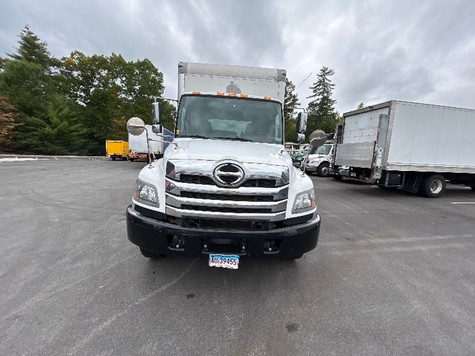 Medium Duty Box Truck-Light and Medium Duty Trucks-Hino-2021-L6-Londonderry-NH-122,574\n\t\tmiles-$ 68,750 - Image 2