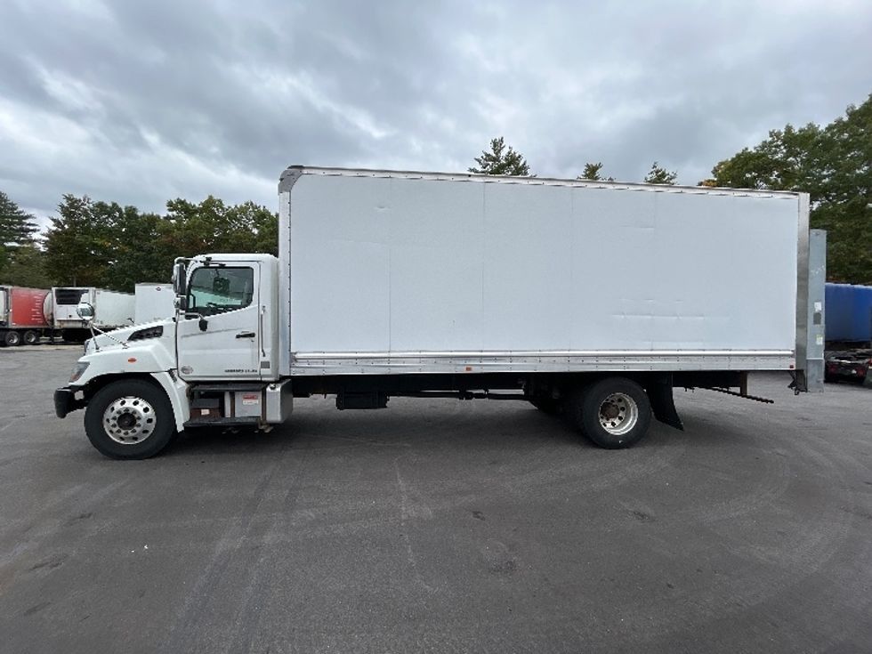 Medium Duty Box Truck-Light and Medium Duty Trucks-Hino-2021-L6-Londonderry-NH-122,574\n\t\tmiles-$ 68,750 - Image 4