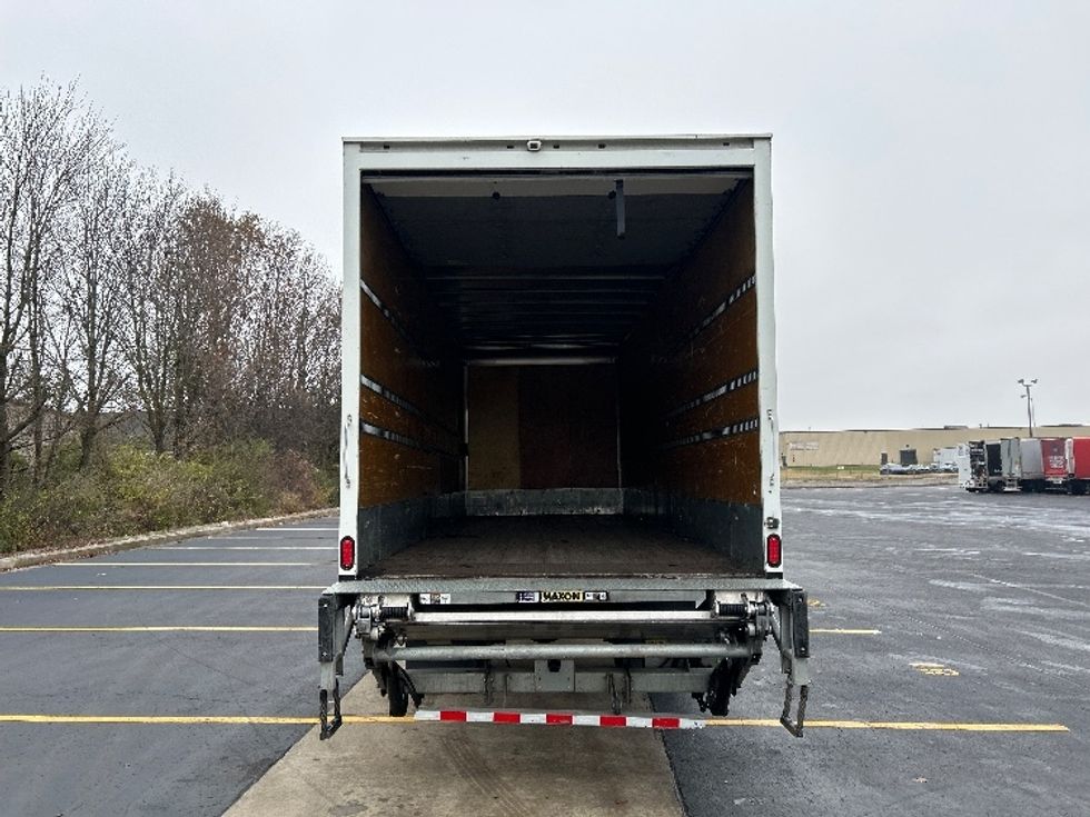 Medium Duty Box Truck-Light and Medium Duty Trucks-Hino-2021-L6-Nashville (Mount Juliet)-TN-144,118\n\t\tmiles-$ 76,250 - Image 8