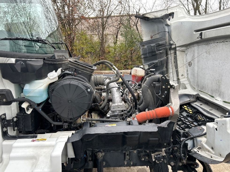 Medium Duty Box Truck-Light and Medium Duty Trucks-Hino-2021-L6-Nashville (Mount Juliet)-TN-144,118\n\t\tmiles-$ 76,250 - Image 23