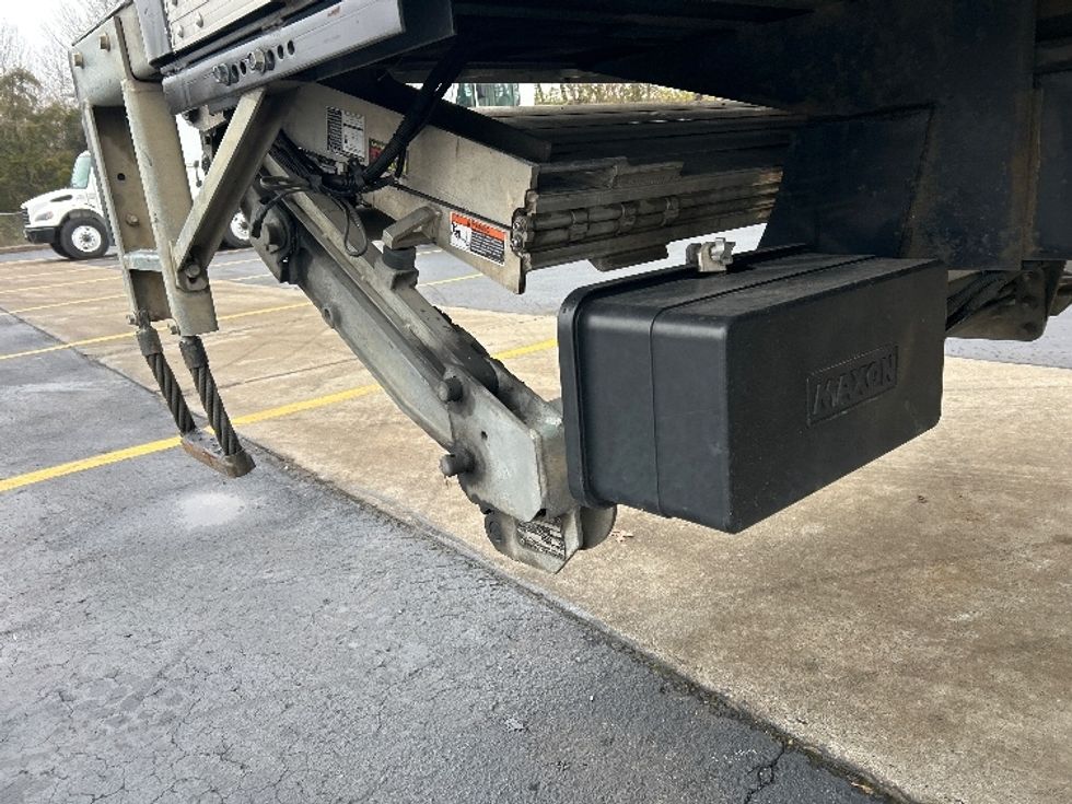 Medium Duty Box Truck-Light and Medium Duty Trucks-Hino-2021-L6-Nashville (Mount Juliet)-TN-144,118\n\t\tmiles-$ 76,250 - Image 26