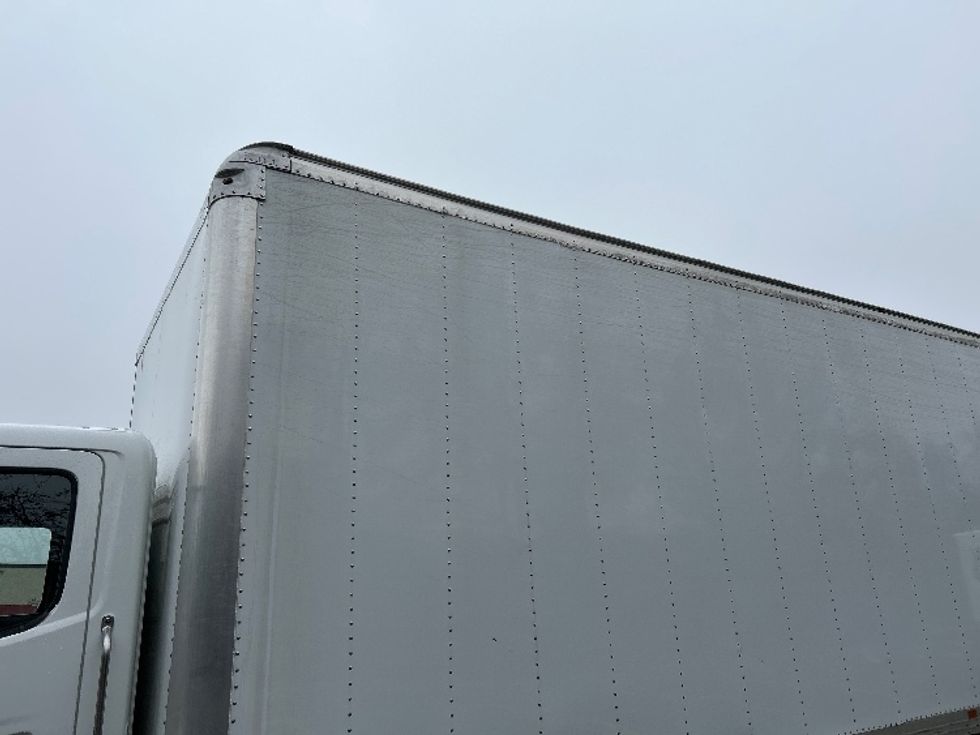 Medium Duty Box Truck-Light and Medium Duty Trucks-Hino-2021-L6-Nashville (Mount Juliet)-TN-144,118\n\t\tmiles-$ 76,250 - Image 29