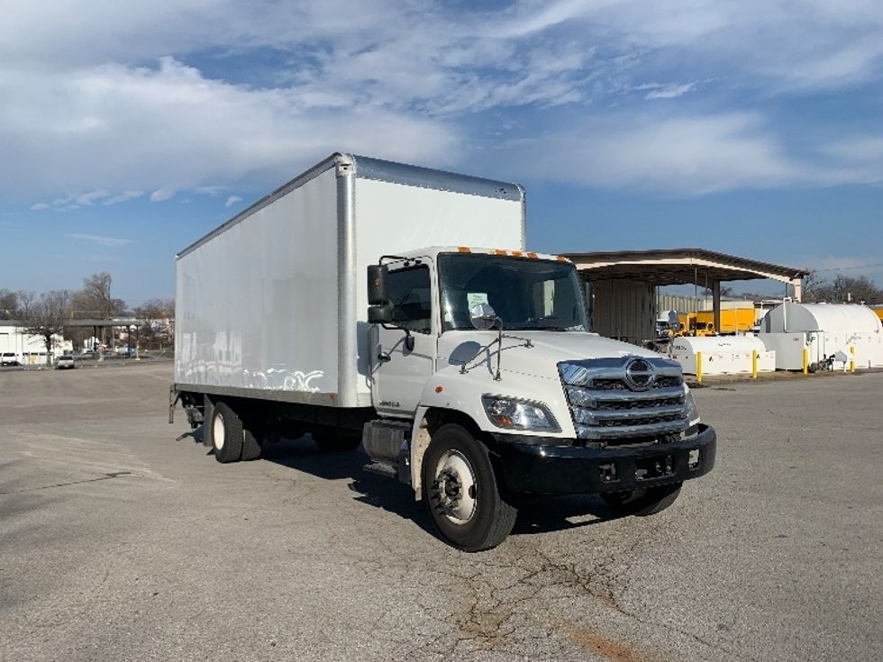 Medium Duty Box Truck-Light and Medium Duty Trucks-Hino-2021-L6-Nashville (Mount Juliet)-TN-197,761\n\t\tmiles-$ 66,250 - Image 1