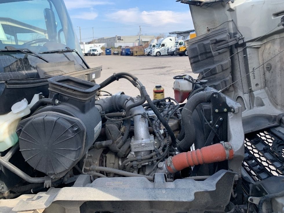 Medium Duty Box Truck-Light and Medium Duty Trucks-Hino-2021-L6-Nashville (Mount Juliet)-TN-197,761\n\t\tmiles-$ 66,250 - Image 23