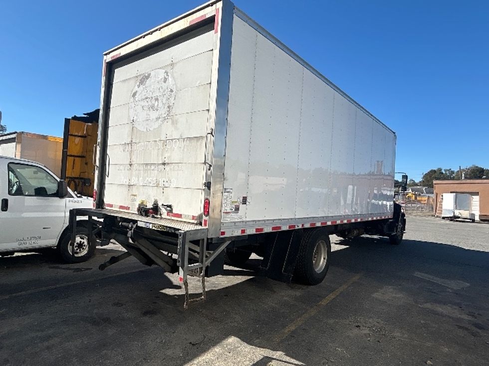 Medium Duty Box Truck-Light and Medium Duty Trucks-Hino-2023-L6-Braintree-MA-144,278\n\t\tmiles-$ 78,750 - Image 13