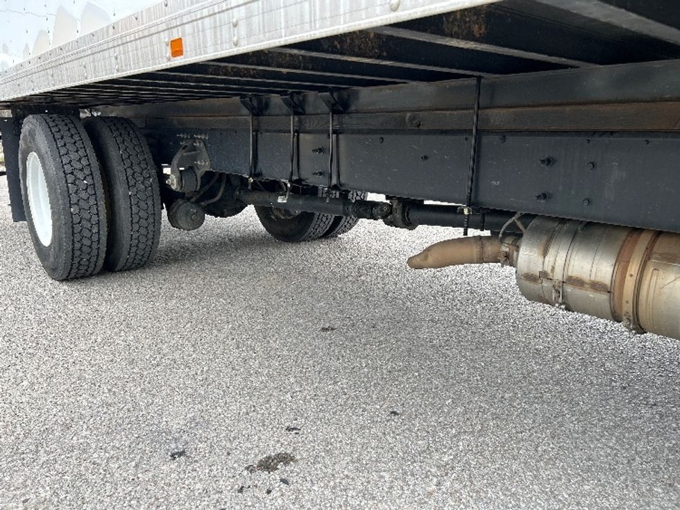 Medium Duty Box Truck-Light and Medium Duty Trucks-Hino-2023-L6-Jackson-TN-37,564\n\t\tmiles-$ 79,500 - Image 14