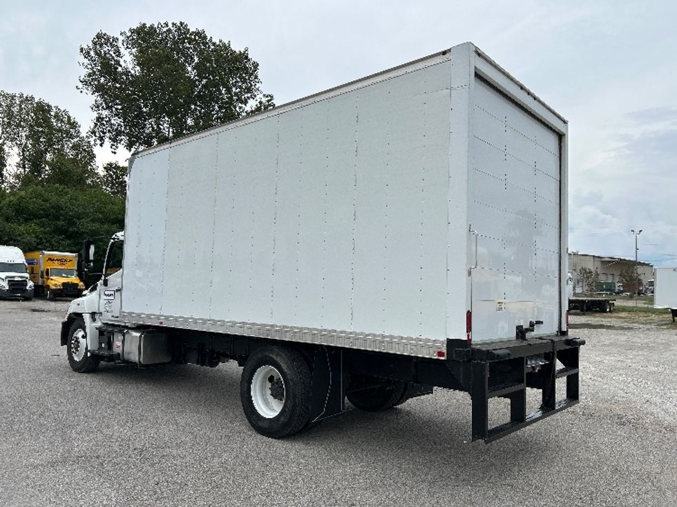 Medium Duty Box Truck-Light and Medium Duty Trucks-Hino-2023-L6-Jackson-TN-37,564\n\t\tmiles-$ 79,500 - Image 6