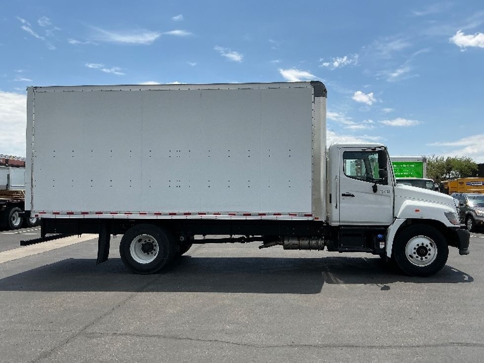 Medium Duty Box Truck-Light and Medium Duty Trucks-Hino-2023-L6-Phoenix-AZ-22,879\n\t\tmiles-$ 81,750 - Image 14