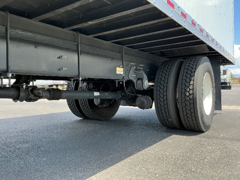 Medium Duty Box Truck-Light and Medium Duty Trucks-Hino-2023-L6-Phoenix-AZ-22,879\n\t\tmiles-$ 81,750 - Image 5