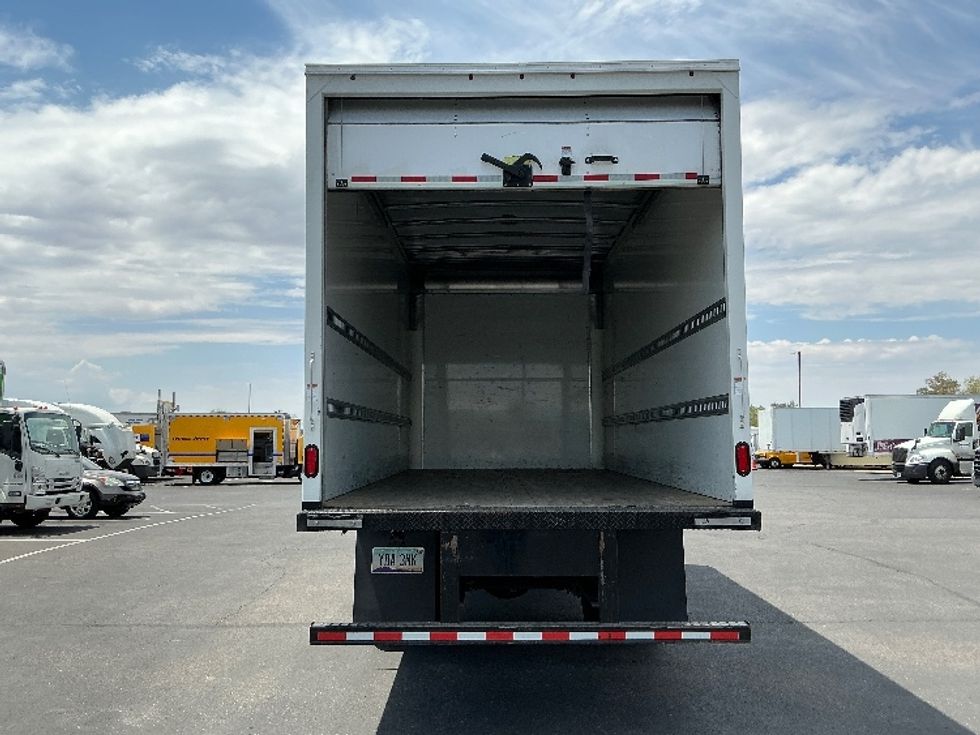 Medium Duty Box Truck-Light and Medium Duty Trucks-Hino-2023-L6-Phoenix-AZ-22,879\n\t\tmiles-$ 81,750 - Image 8