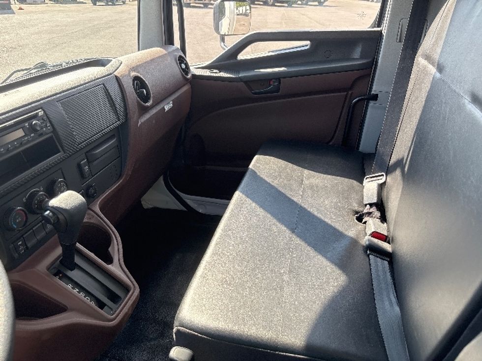 Medium Duty Box Truck-Light and Medium Duty Trucks-Hino-2025-L6-Fort Wayne-IN-434\n\t\tmiles-$ 86,000 - Image 18