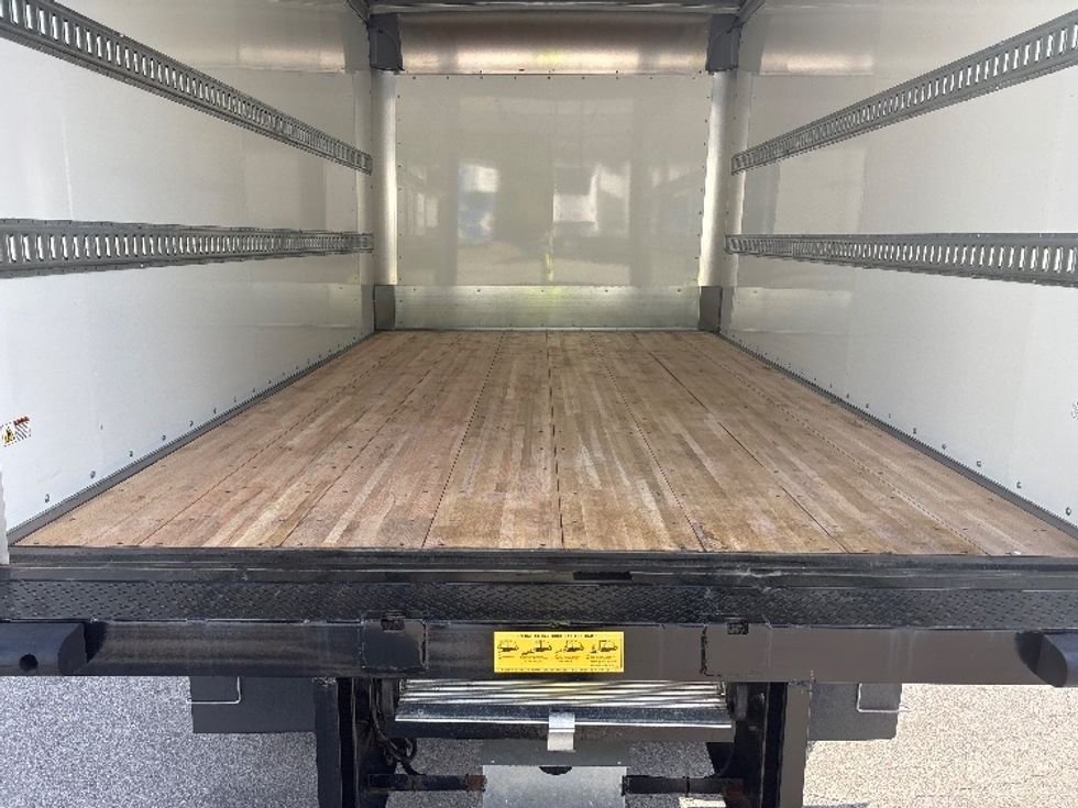 Medium Duty Box Truck-Light and Medium Duty Trucks-Hino-2025-L6-Fort Wayne-IN-434\n\t\tmiles-$ 86,000 - Image 9