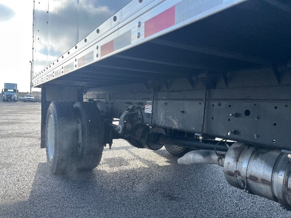 Medium Duty Box Truck-Light and Medium Duty Trucks-Hino-2025-L6-Fort Wayne-IN-64\n\t\tmiles-$ 86,000 - Image 13