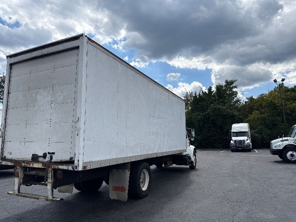 Medium Duty Box Truck-Light and Medium Duty Trucks-International-2001-4700-Greensboro-NC-213,365\n\t\tmiles-$ 10,000 - Image 12