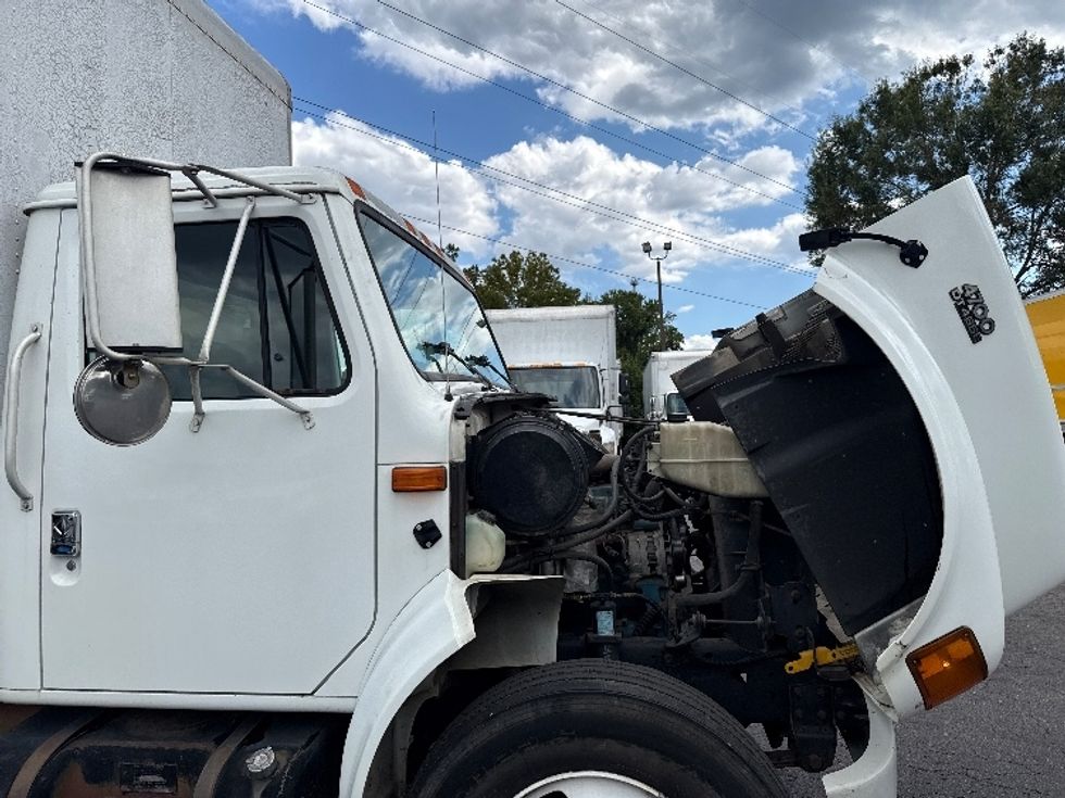 Medium Duty Box Truck-Light and Medium Duty Trucks-International-2001-4700-Greensboro-NC-213,365\n\t\tmiles-$ 10,000 - Image 22