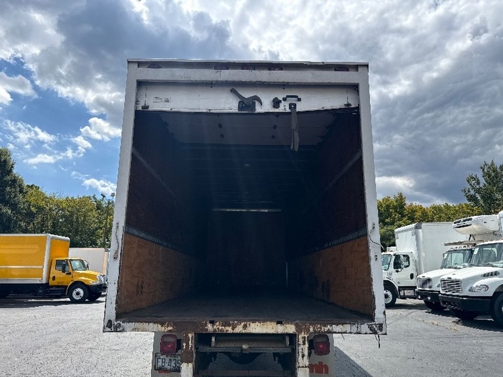 Medium Duty Box Truck-Light and Medium Duty Trucks-International-2001-4700-Greensboro-NC-213,365\n\t\tmiles-$ 10,000 - Image 8