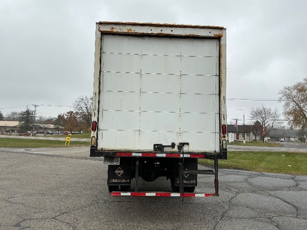 Medium Duty Box Truck-Light and Medium Duty Trucks-International-2006-4300-Elkhart-IN-298,575\n\t\tmiles-$ 9,500 - Image 7