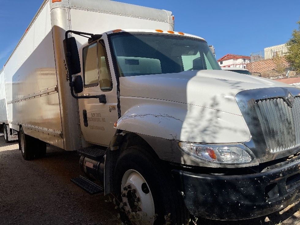 Medium Duty Box Truck-Light and Medium Duty Trucks-International-2007-4300-Albuquerque-NM-349,020\n\t\tmiles-$ 5,000 - Image 1
