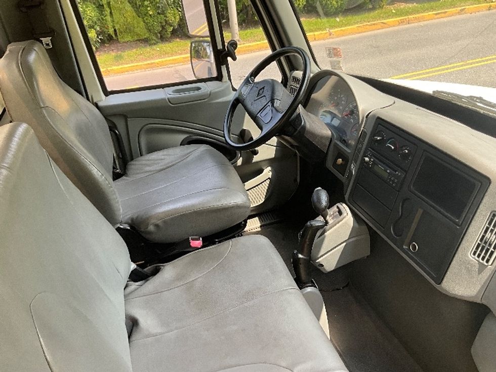 Medium Duty Box Truck-Light and Medium Duty Trucks-International-2007-4300-Reading-PA-236,293\n\t\tmiles-$ 10,500 - Image 21