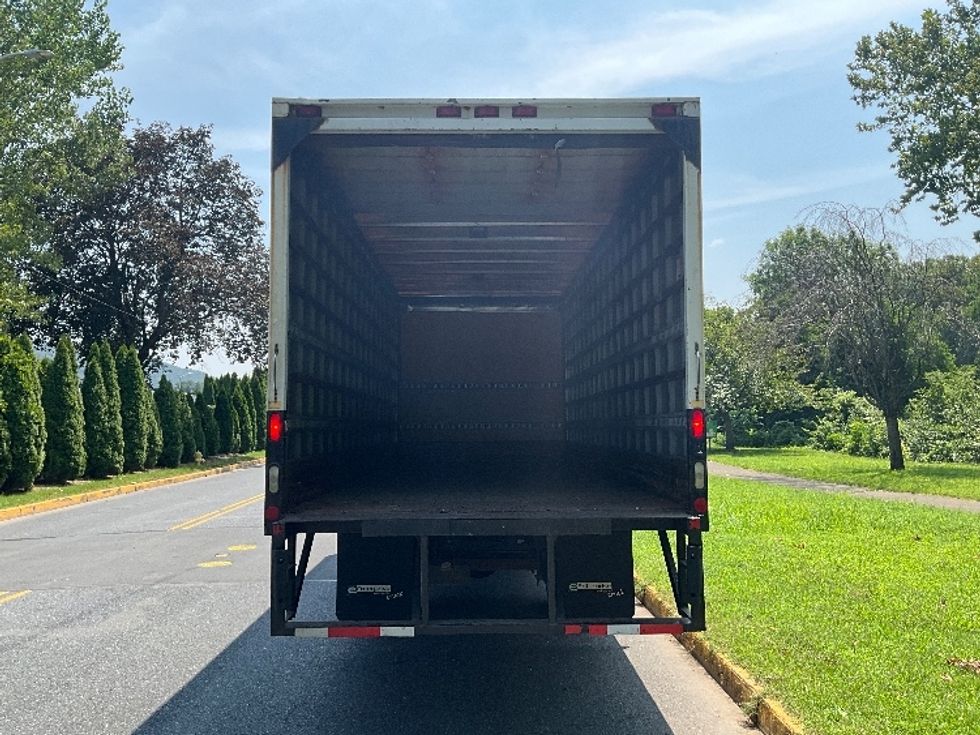 Medium Duty Box Truck-Light and Medium Duty Trucks-International-2007-4300-Reading-PA-236,293\n\t\tmiles-$ 10,500 - Image 8