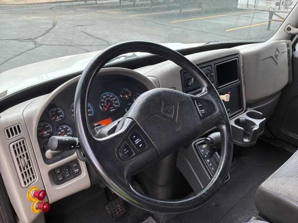 Medium Duty Box Truck-Light and Medium Duty Trucks-International-2010-4300-Aurora-CO-362,685\n\t\tmiles-$ 13,250 - Image 17