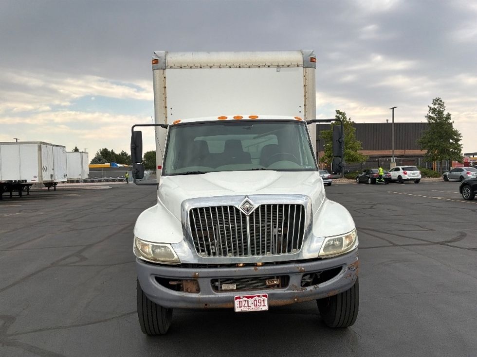Medium Duty Box Truck-Light and Medium Duty Trucks-International-2010-4300-Aurora-CO-362,685\n\t\tmiles-$ 13,250 - Image 2