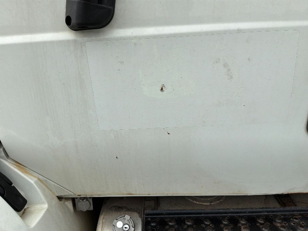 Medium Duty Box Truck-Light and Medium Duty Trucks-International-2010-4300-Aurora-CO-362,685\n\t\tmiles-$ 13,250 - Image 25