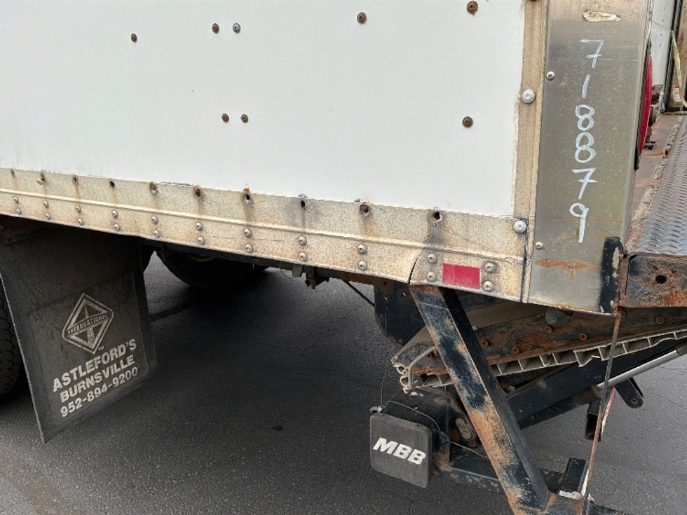 Medium Duty Box Truck-Light and Medium Duty Trucks-International-2010-4300-Aurora-CO-362,685\n\t\tmiles-$ 13,250 - Image 29