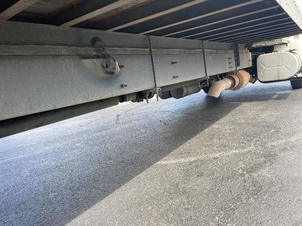 Medium Duty Box Truck-Light and Medium Duty Trucks-International-2011-4300-Santa Ana-CA-164,011\n\t\tmiles-$ 17,500 - Image 14