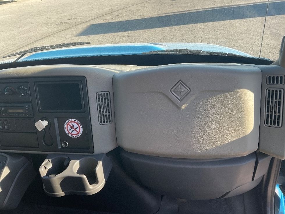 Medium Duty Box Truck-Light and Medium Duty Trucks-International-2012-4300-Fort Wayne-IN-148,364\n\t\tmiles-$ 10,000 - Image 20