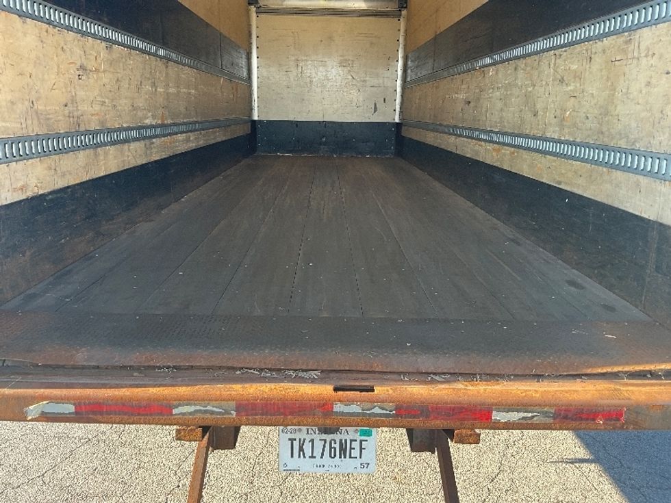 Medium Duty Box Truck-Light and Medium Duty Trucks-International-2012-4300-Fort Wayne-IN-148,364\n\t\tmiles-$ 10,000 - Image 9