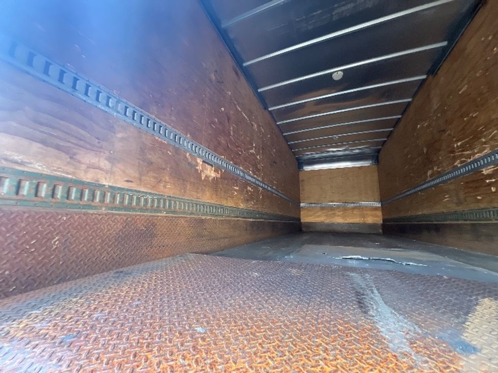 Medium Duty Box Truck-Light and Medium Duty Trucks-International-2012-4300-Melrose Park-IL-233,838\n\t\tmiles-$ 9,500 - Image 11