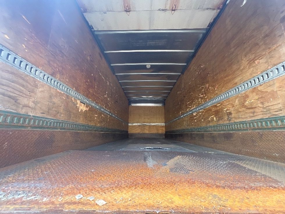 Medium Duty Box Truck-Light and Medium Duty Trucks-International-2012-4300-Melrose Park-IL-233,838\n\t\tmiles-$ 9,500 - Image 8
