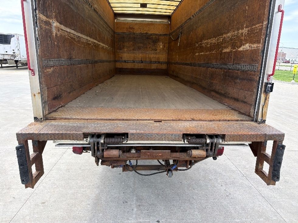 Medium Duty Box Truck-Light and Medium Duty Trucks-International-2012-4400-West Fargo-ND-336,236\n\t\tmiles-$ 8,500 - Image 10