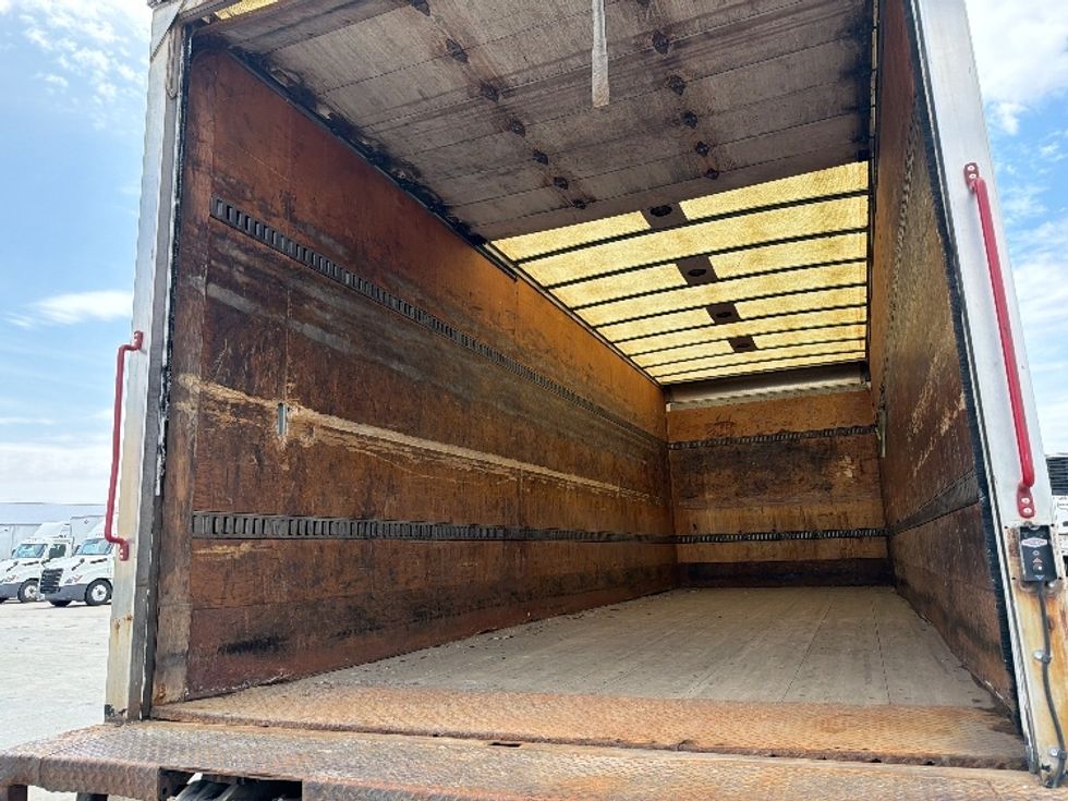 Medium Duty Box Truck-Light and Medium Duty Trucks-International-2012-4400-West Fargo-ND-336,236\n\t\tmiles-$ 8,500 - Image 11