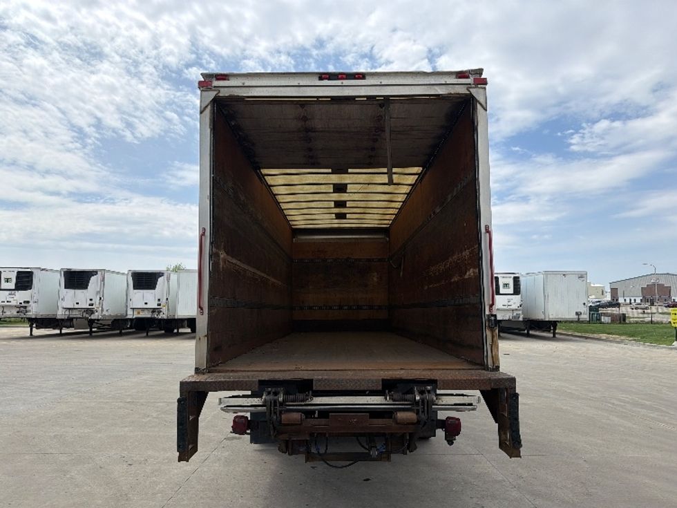 Medium Duty Box Truck-Light and Medium Duty Trucks-International-2012-4400-West Fargo-ND-336,236\n\t\tmiles-$ 8,500 - Image 8