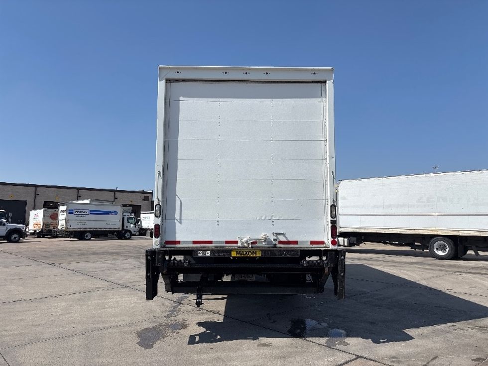Medium Duty Box Truck-Light and Medium Duty Trucks-International-2013-4300-Arlington-TX-196,283\n\t\tmiles-$ 24,000 - Image 7