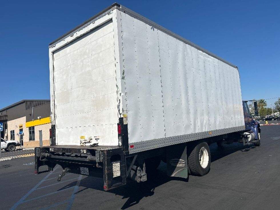 Medium Duty Box Truck-Light and Medium Duty Trucks-International-2013-4300-Ontario-CA-213,313\n\t\tmiles-$ 15,500 - Image 13
