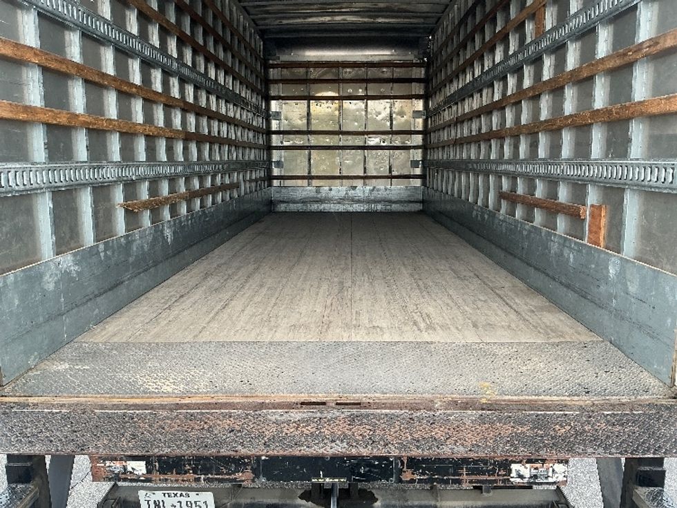 Medium Duty Box Truck-Light and Medium Duty Trucks-International-2014-4300-Austin-TX-107,852\n\t\tmiles-$ 39,000 - Image 10